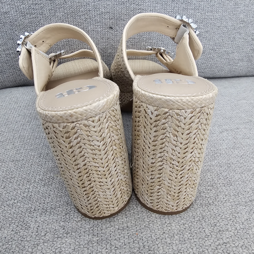 Gianni Bini Beige Tan Woven Heels Shoes w/Crystal Accents Women's Size 9.5 NWOB - Picture 3 of 3